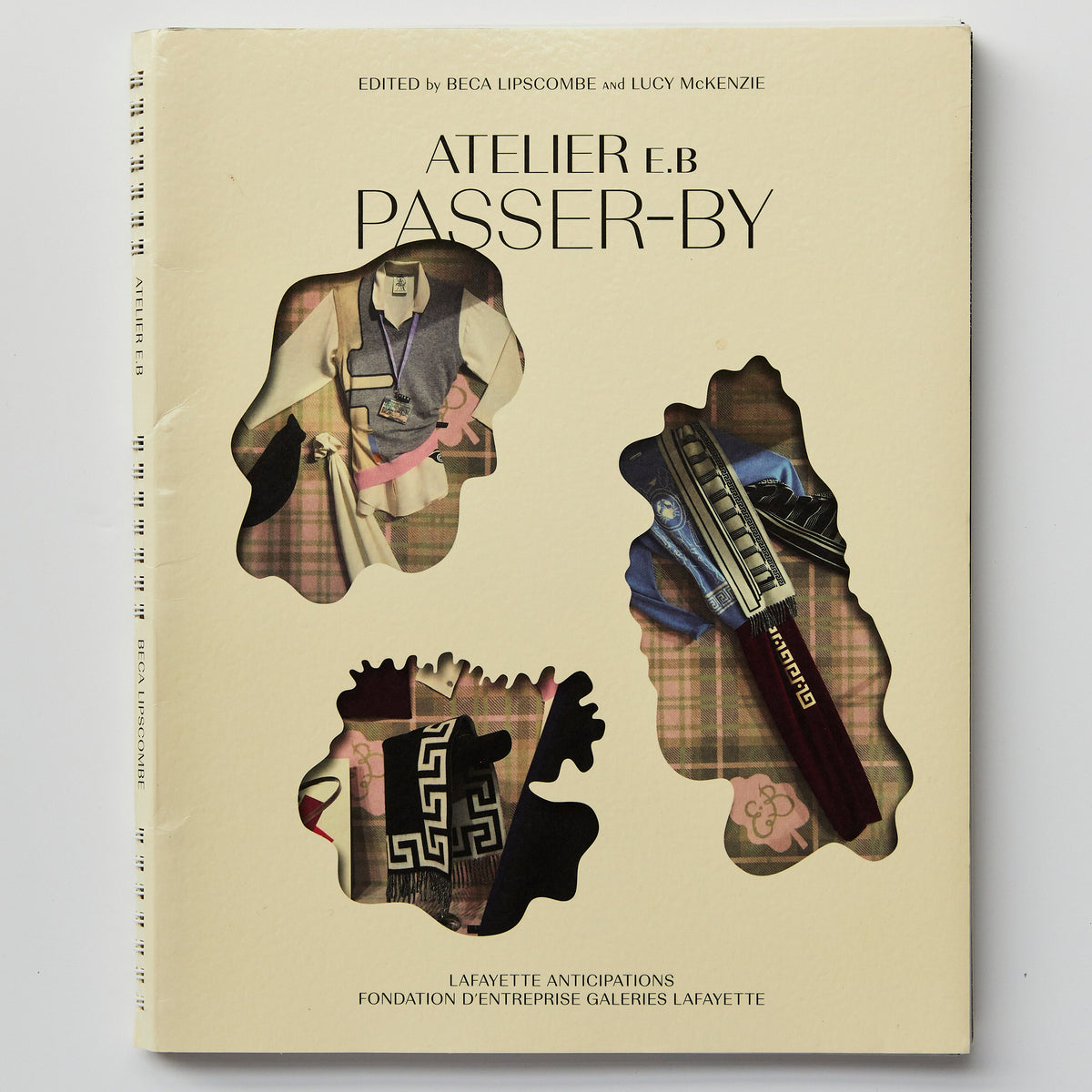 Passer-by: Atelier EB