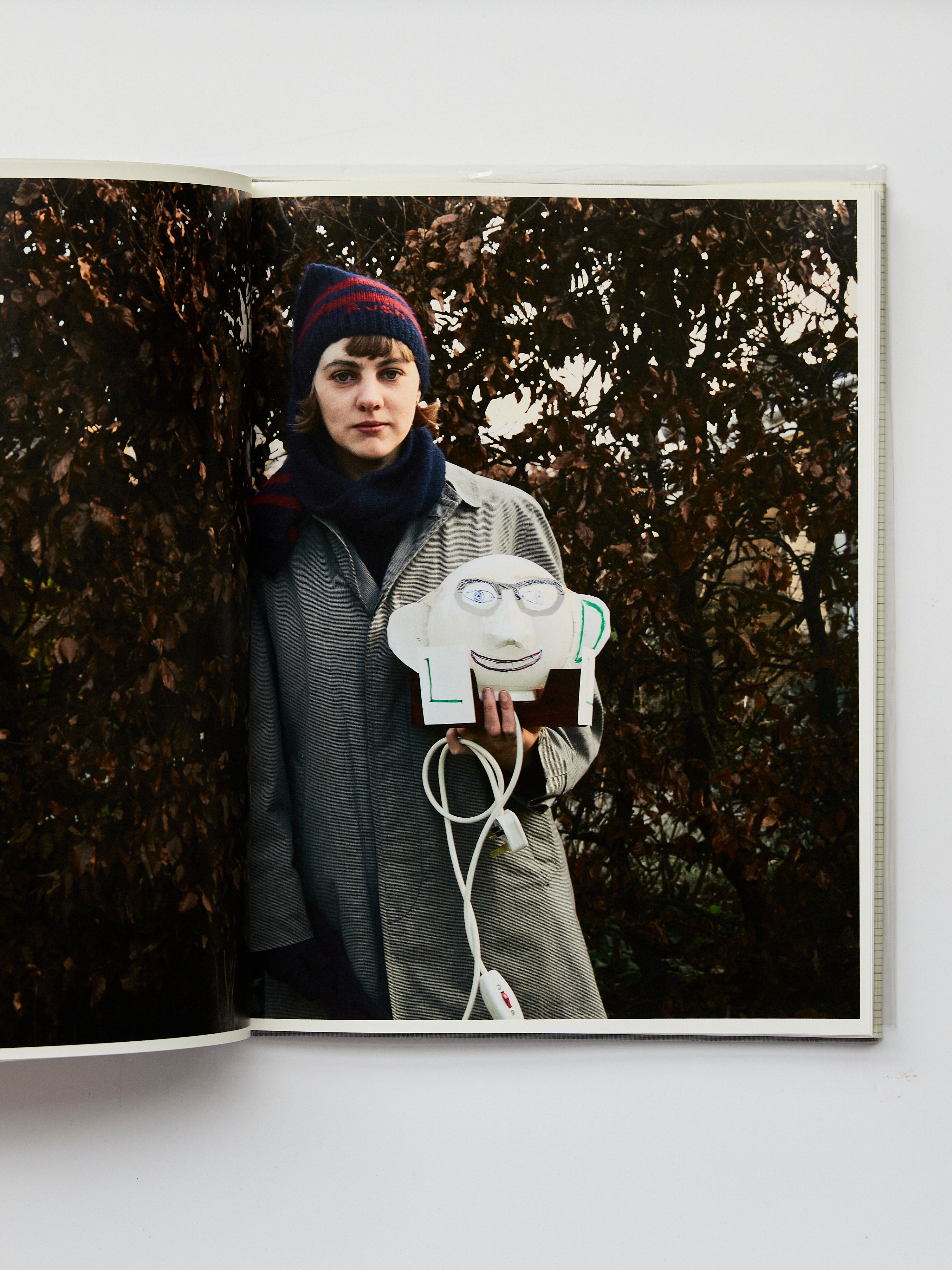 Nigel Shafran edited photographs 写真集 edited photographs 1992-2004 · Claire de Rouen